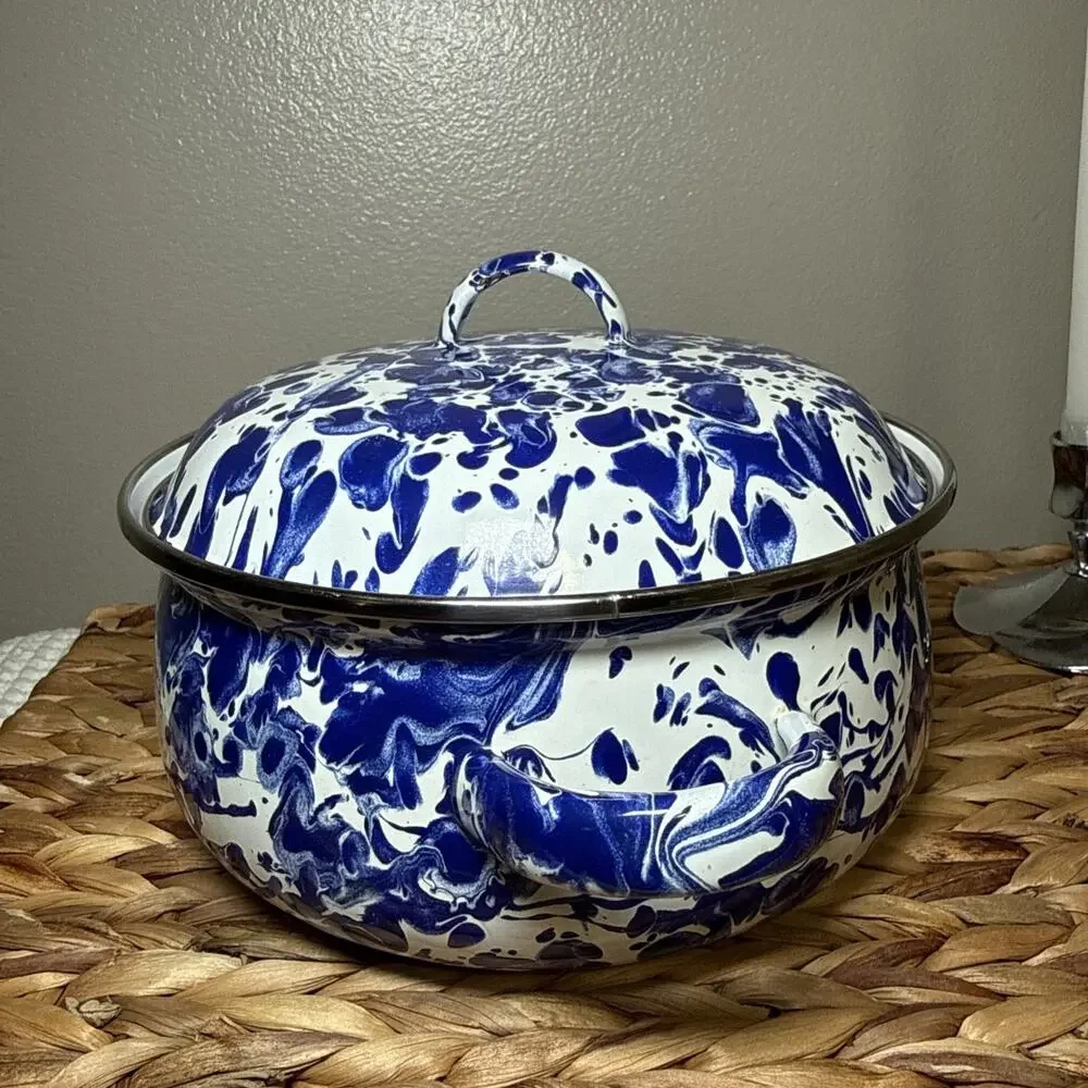 Golden Rabbit Blue White Spongeware Enamelware Covered Casserole Pot With Lid